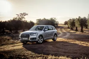 Audi Q7 e-tron MY 2016 - 60
