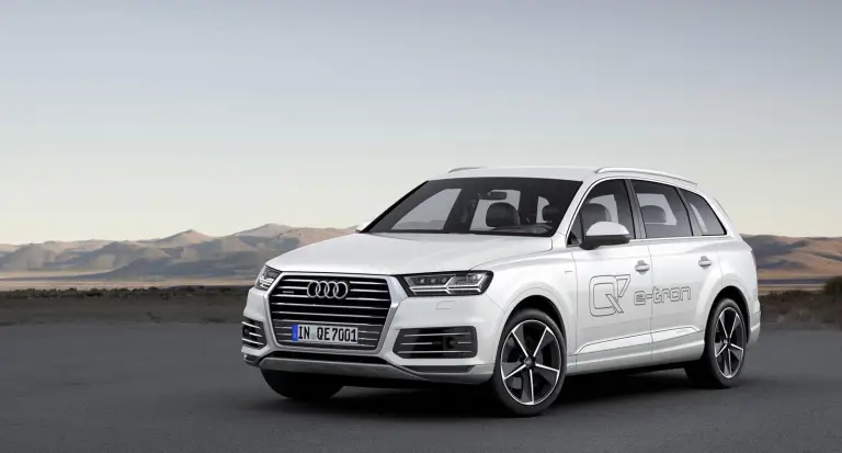 Audi Q7 e-tron quattro - Salone di Ginevra 2015 - 6