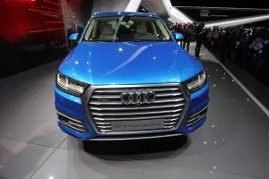 Audi Q7 e-tron quattro - Salone di Ginevra 2015 - 9