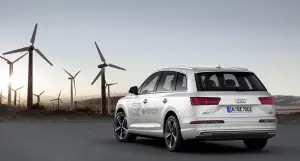 Audi Q7 e-tron quattro - Salone di Ginevra 2015 - 12