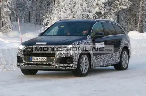 Audi Q7 facelift - Foto spia 20-12-2018 - 3