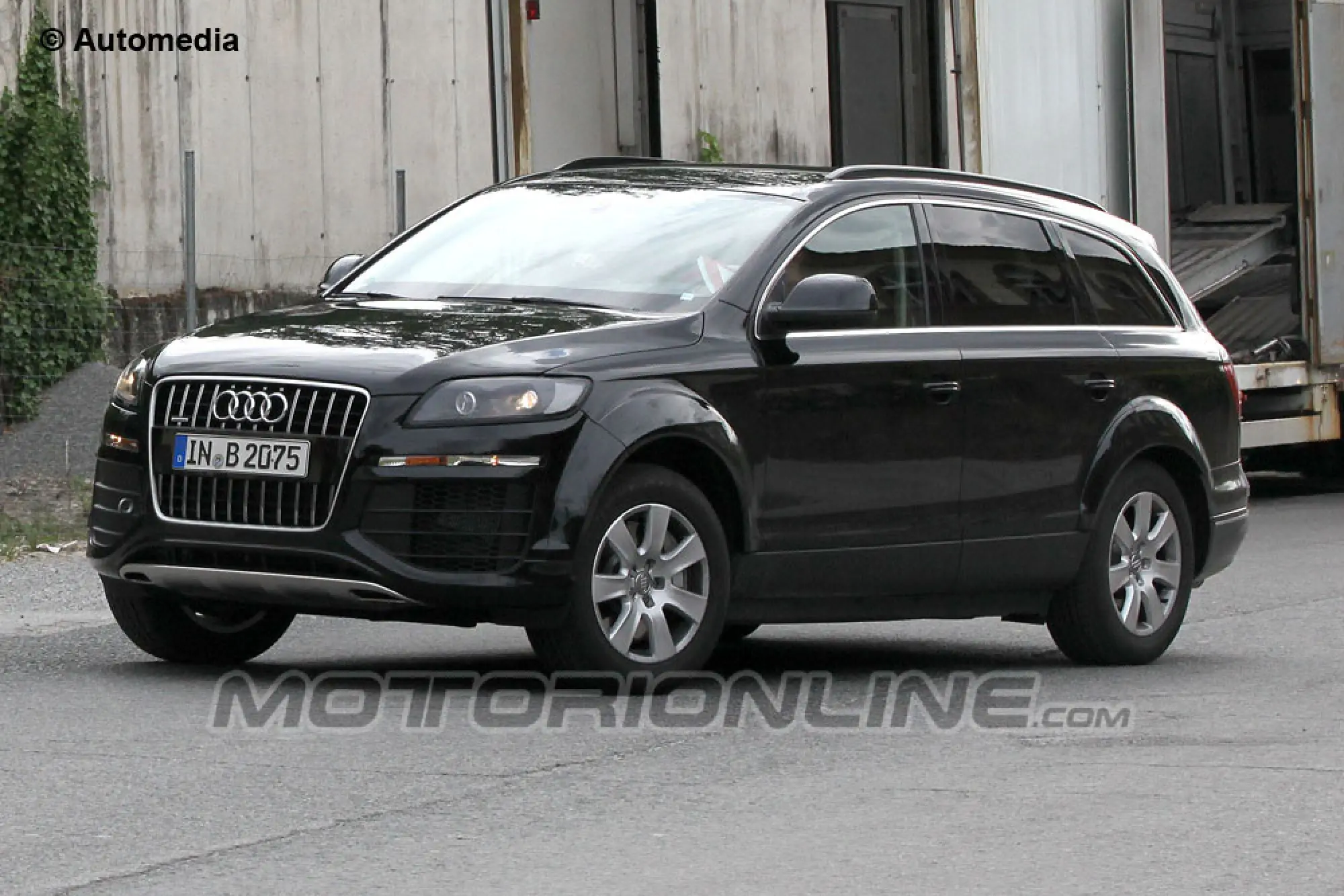 Audi Q7 - Foto spia 25-05-2013 - 1