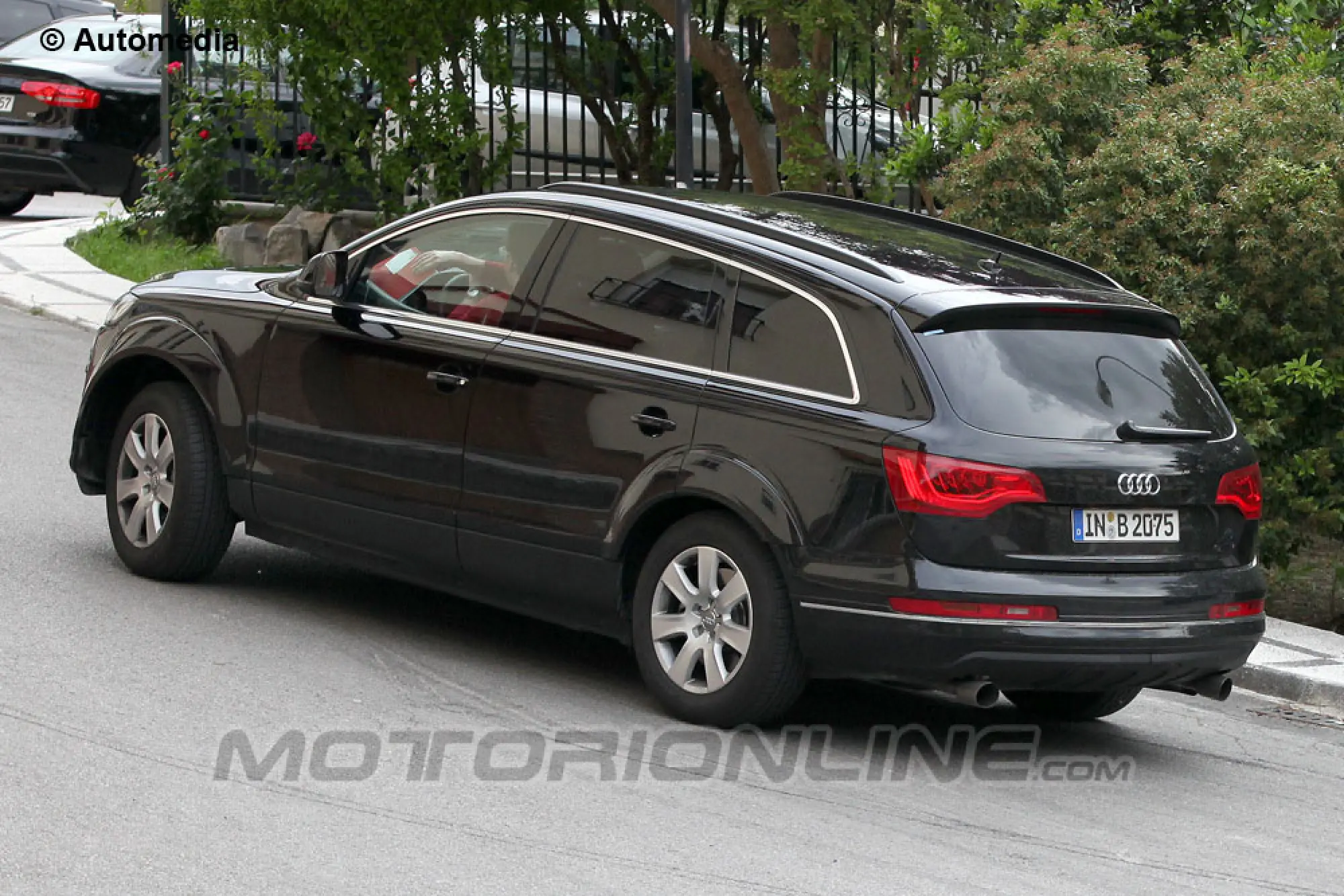 Audi Q7 - Foto spia 25-05-2013 - 5