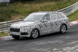 Audi Q7 - foto spia (settembre 2014)