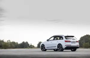 Audi Q7 TFSI e quattro - nuove foto   - 10