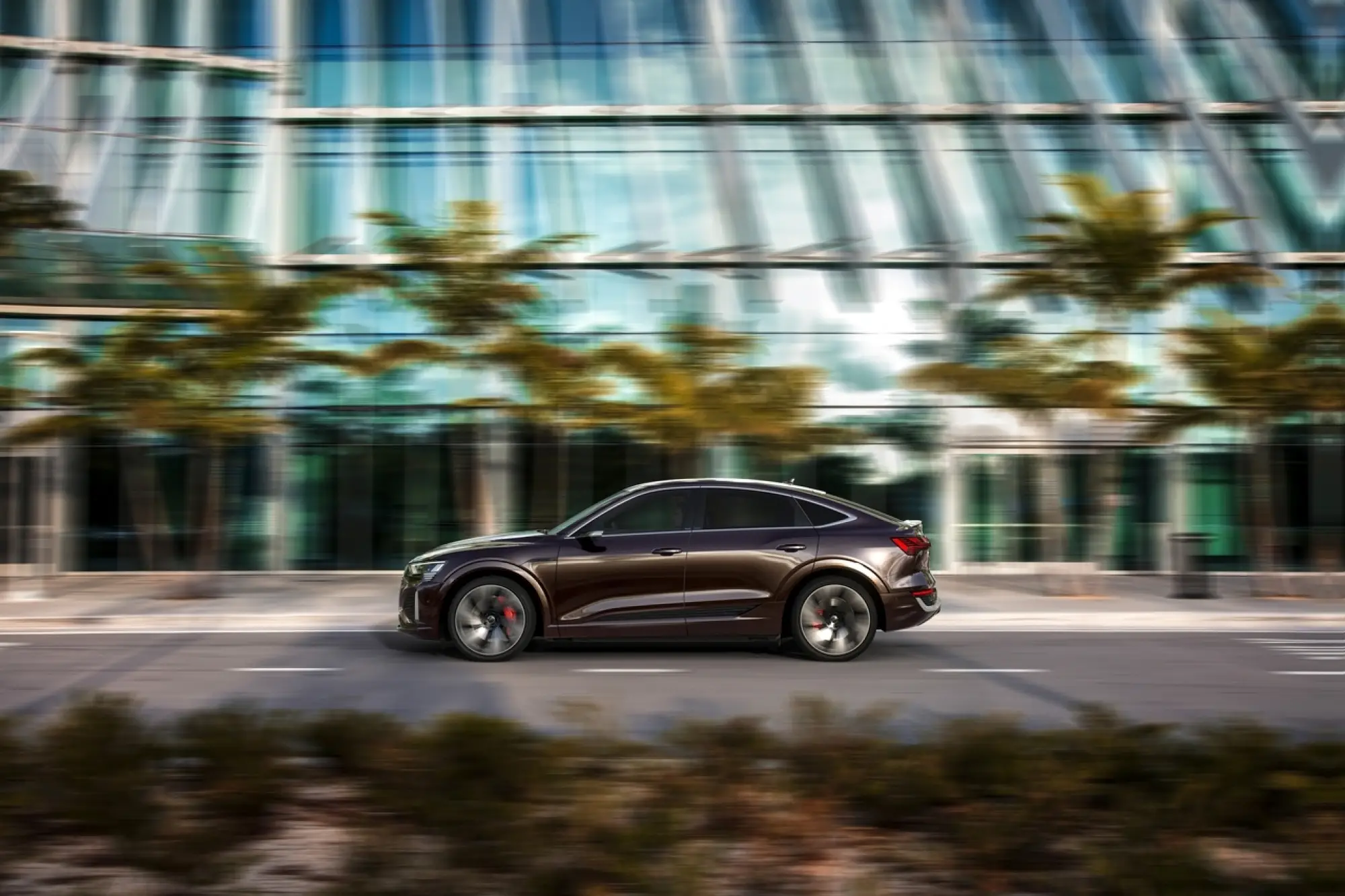 Audi Q8 e-tron e Q8 Sportback e-tron Italia - Foto - 5