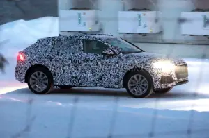 Audi Q8 - Foto spia 02-01-2017 - 2
