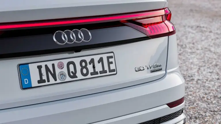 Audi Q8 ibrida plug-in gallery 2020 - 16
