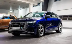 Audi Q8 Navarra Blue Metallic