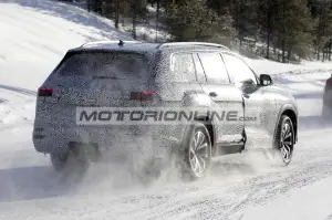 Audi Q9 - Foto spia 10-3-2021 - 9