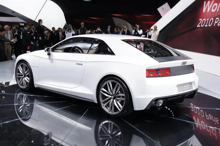 Audi Quattro Concept - 12