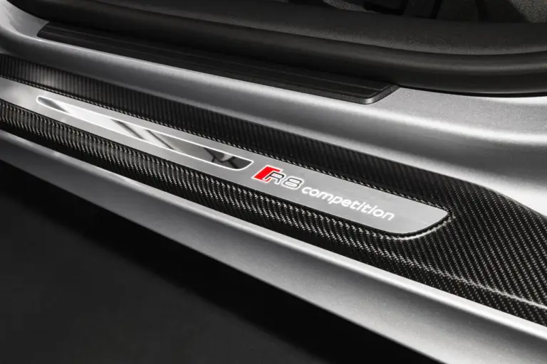 Audi R8 Competition - 4