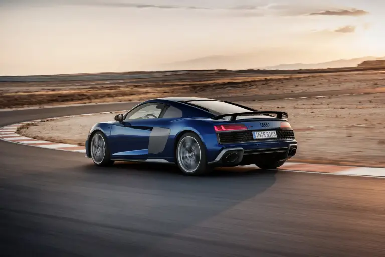 Audi R8 Coupe e R8 Spyder 2019 - 23