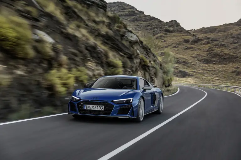 Audi R8 Coupe e R8 Spyder 2019 - 98