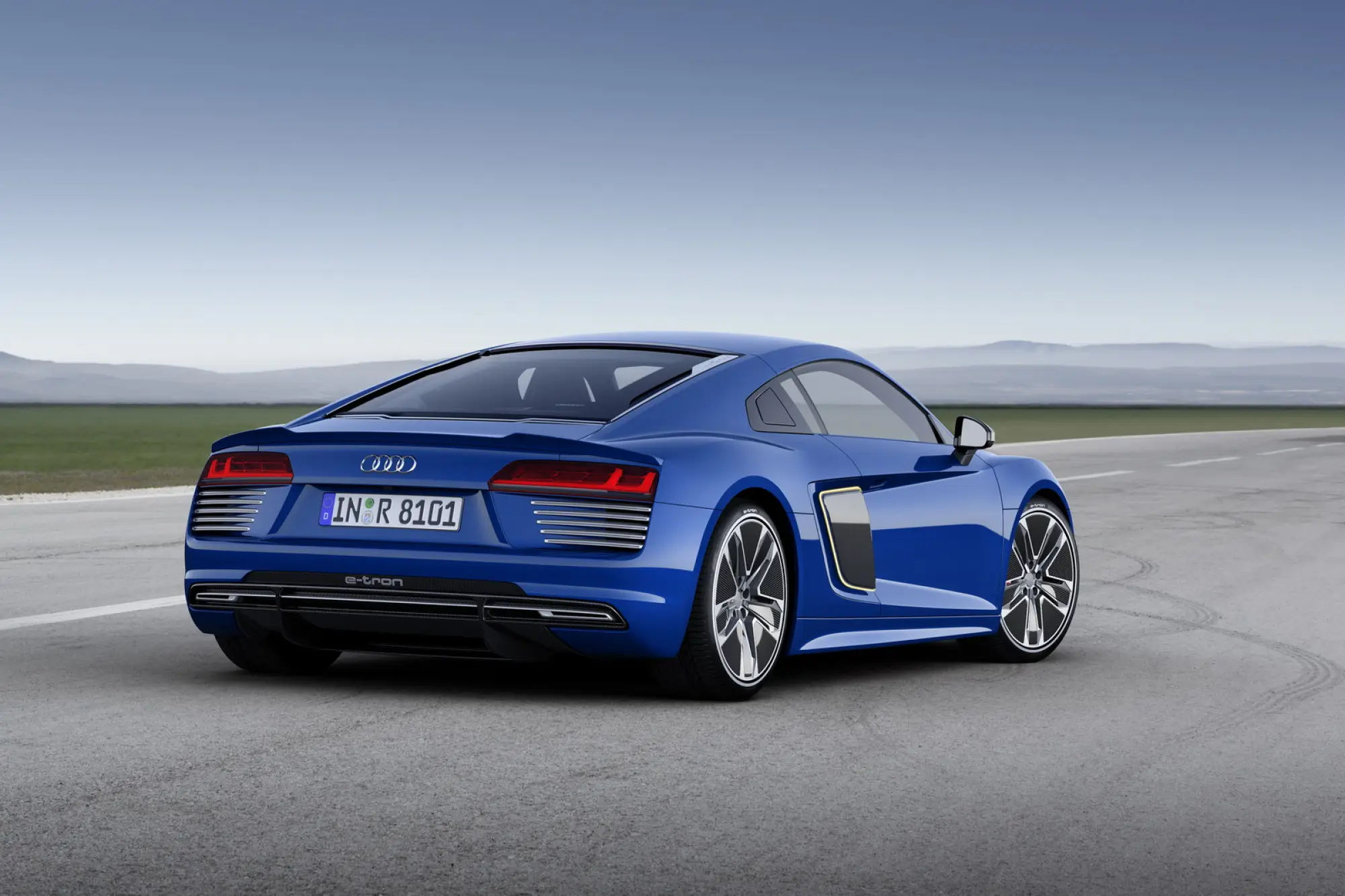 Audi R8 e-tron (2015) - 4