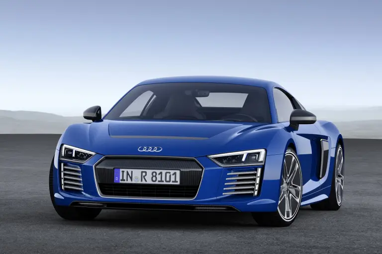 Audi R8 e-tron (2015) - 6