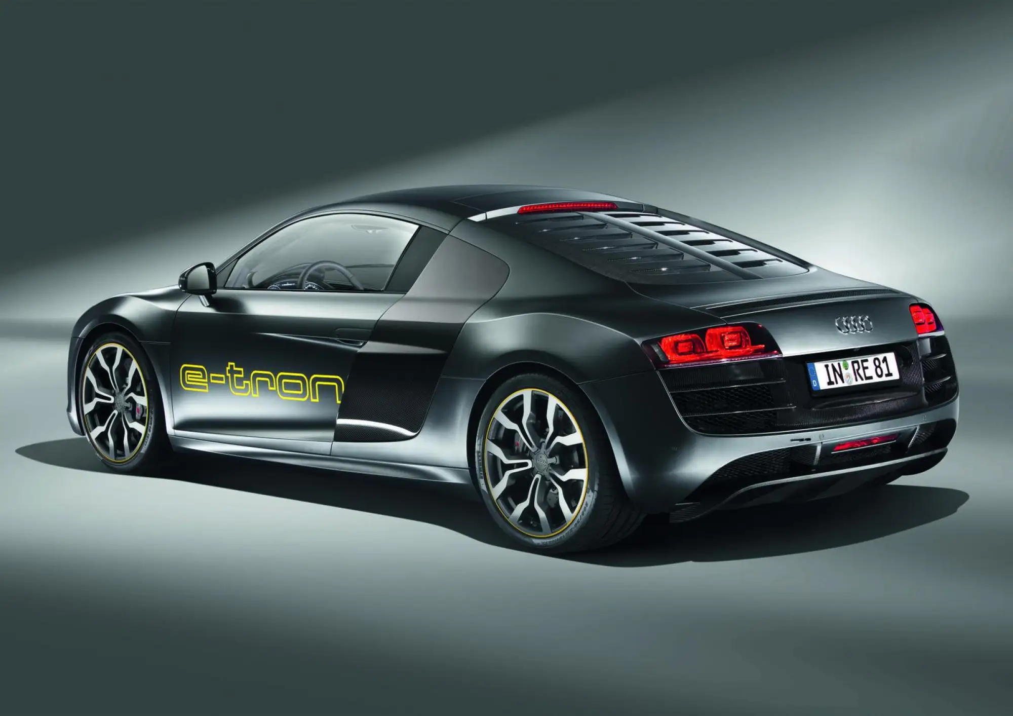 Audi R8 e-Tron prototype - 13
