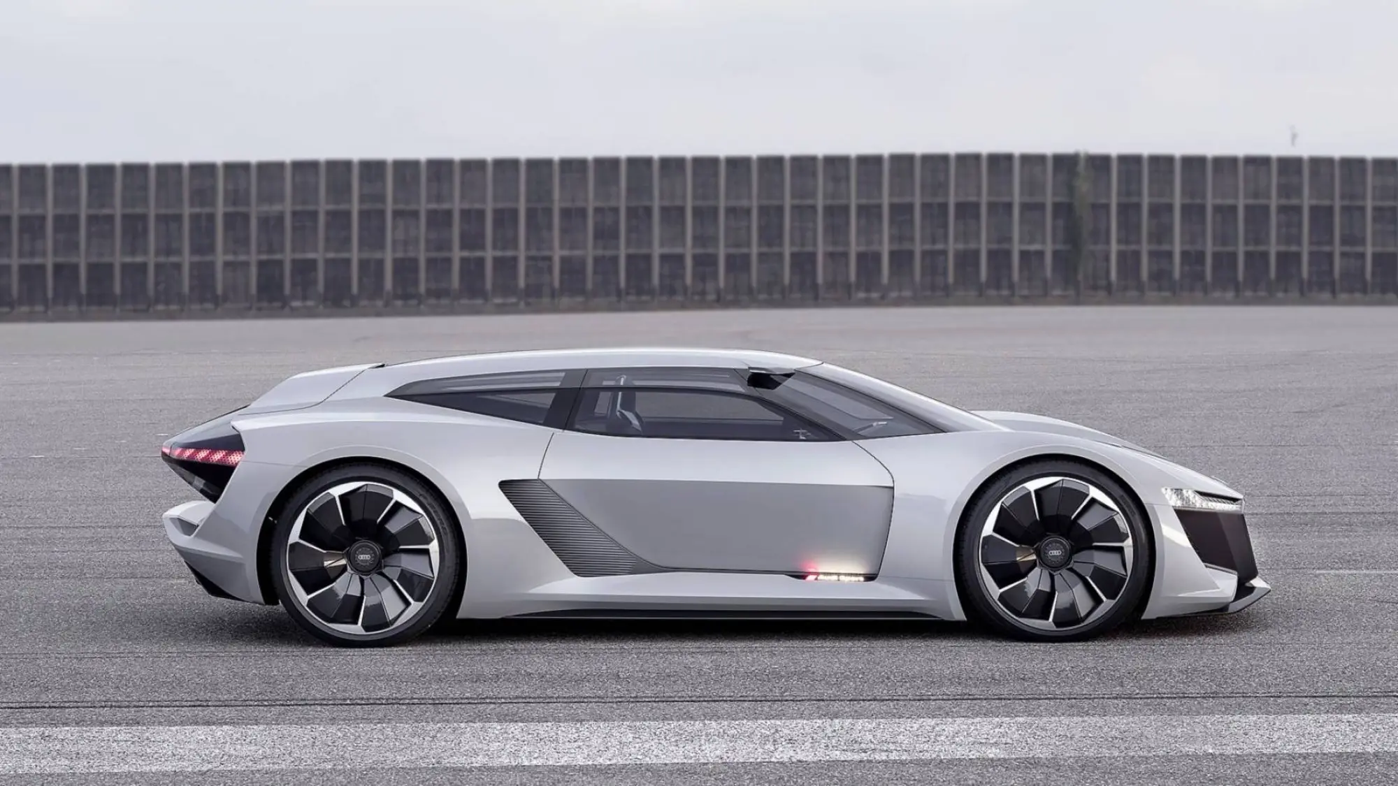 Audi R8 elettrica - 3