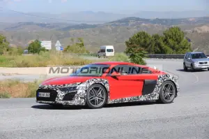 Audi R8 facelift - Foto spia 15-6-2018