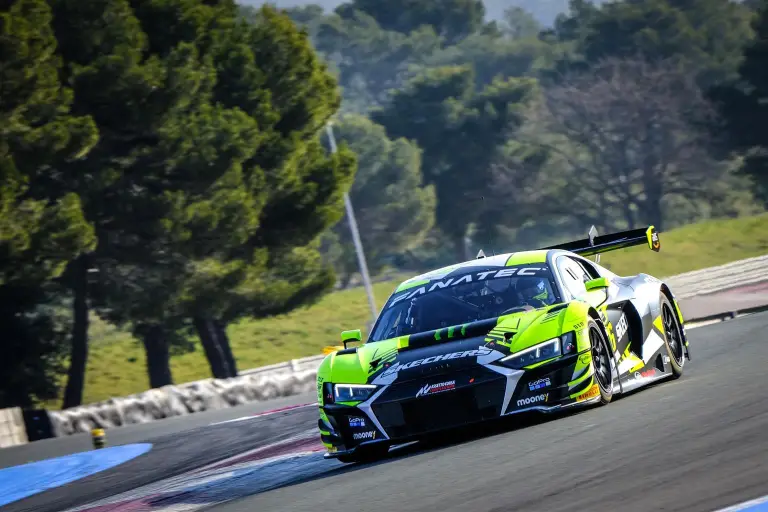 Audi R8 LMS 2022 - 6