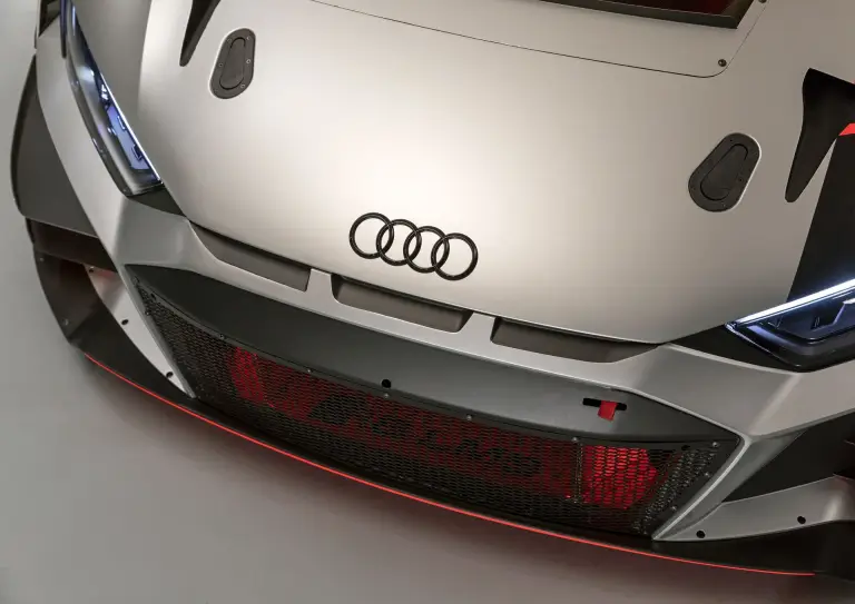 Audi R8 LMS  - 14