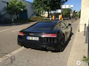Audi R8 Mythos Black