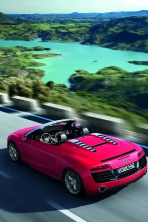 Audi R8 restyling 2013 nuove immagini