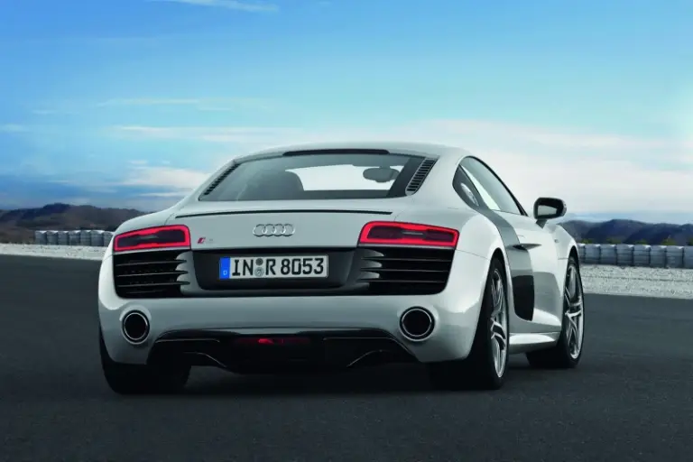 Audi R8 restyling 2013 nuove immagini - 15