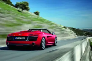 Audi R8 restyling 2013