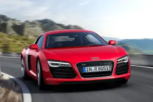 Audi R8 restyling 2013