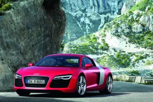 Audi R8 restyling 2013