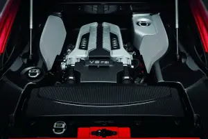 Audi R8 restyling 2013 - 23