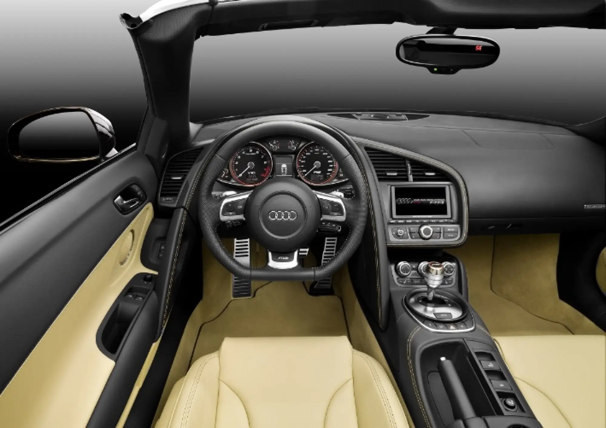 Audi R8 Spyder 2011 - 3