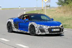 Audi R8 Spyder foto spia 22 settembre 2018