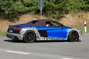 Audi R8 Spyder foto spia 22 settembre 2018