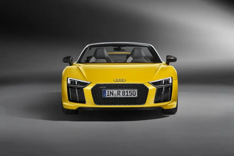 Audi R8 Spyder MY 2017 - 12