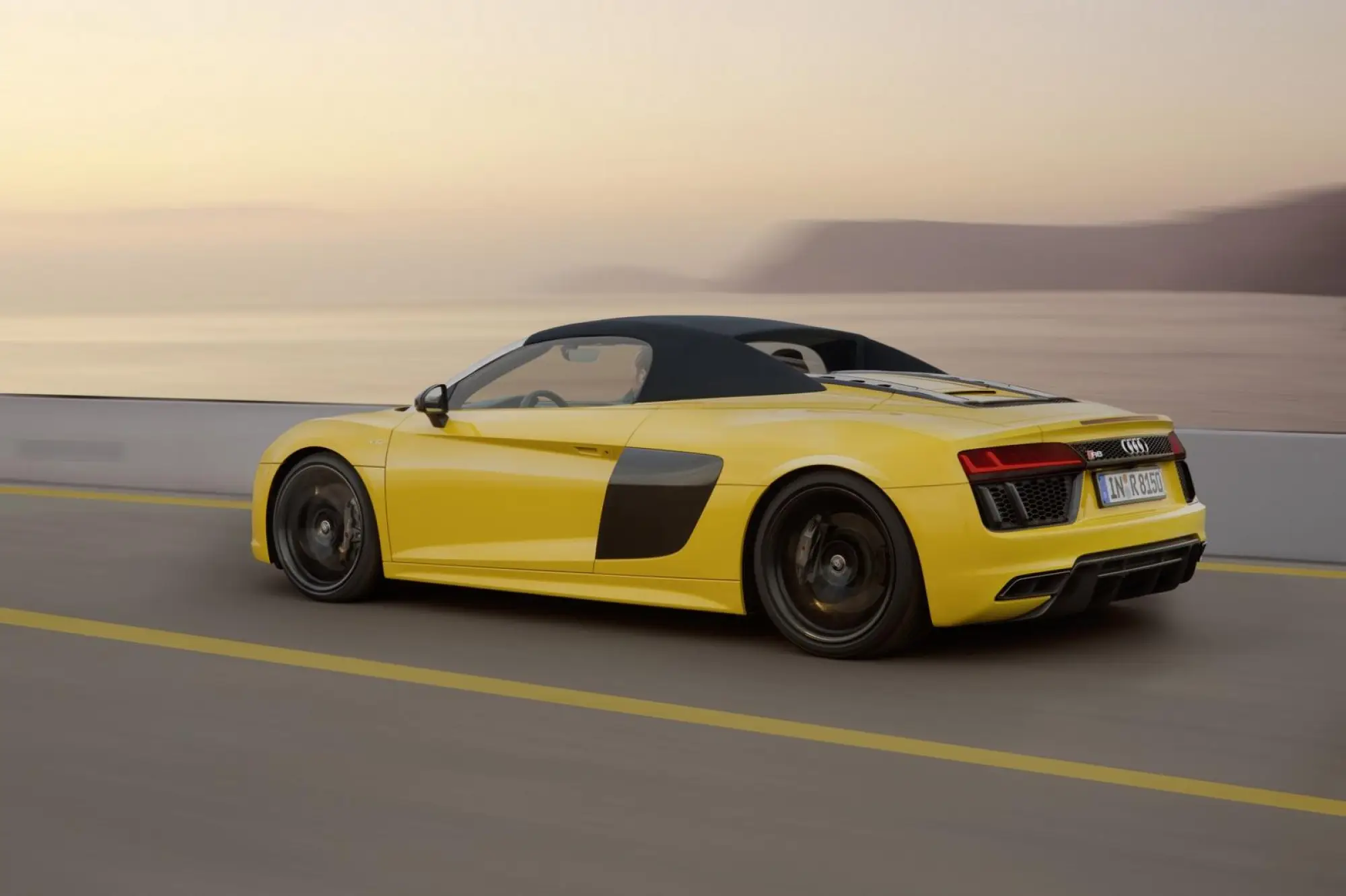 Audi R8 Spyder MY 2017 - 13