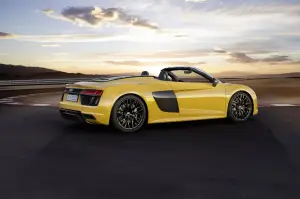 Audi R8 Spyder MY 2017 - 16