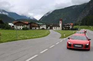 Audi R8 Tour