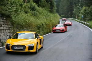 Audi R8 Tour