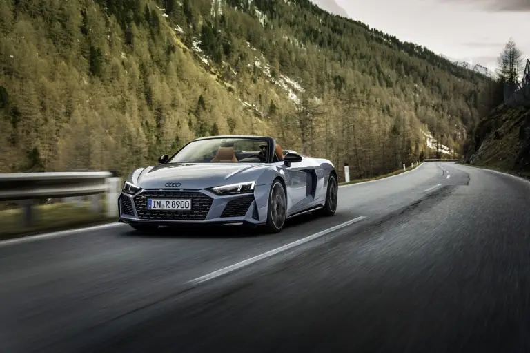 Audi R8 V10 Performance RWD - Foto ufficiali - 4