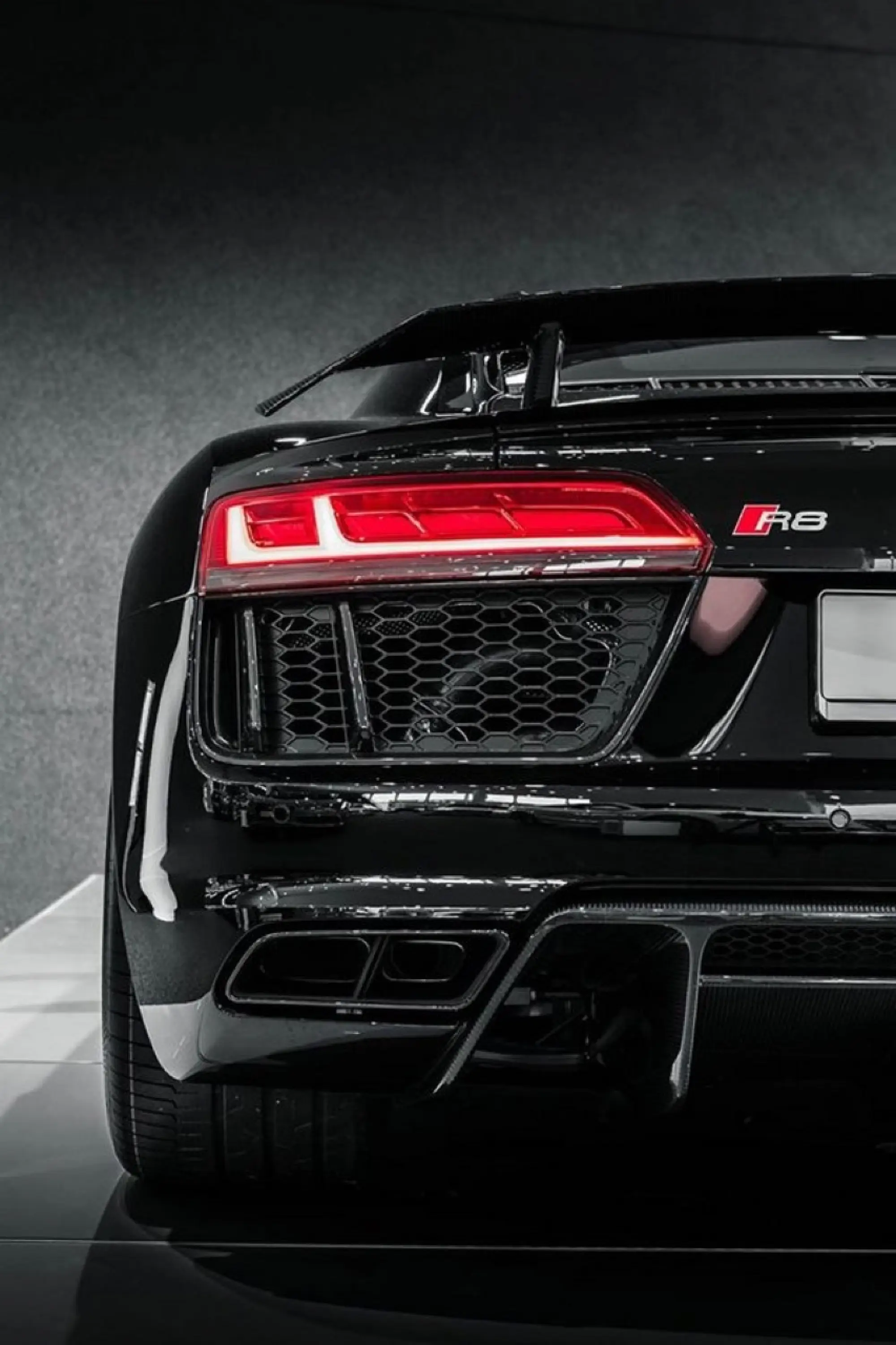 Audi R8 V10 Plus Mythos Black - 8