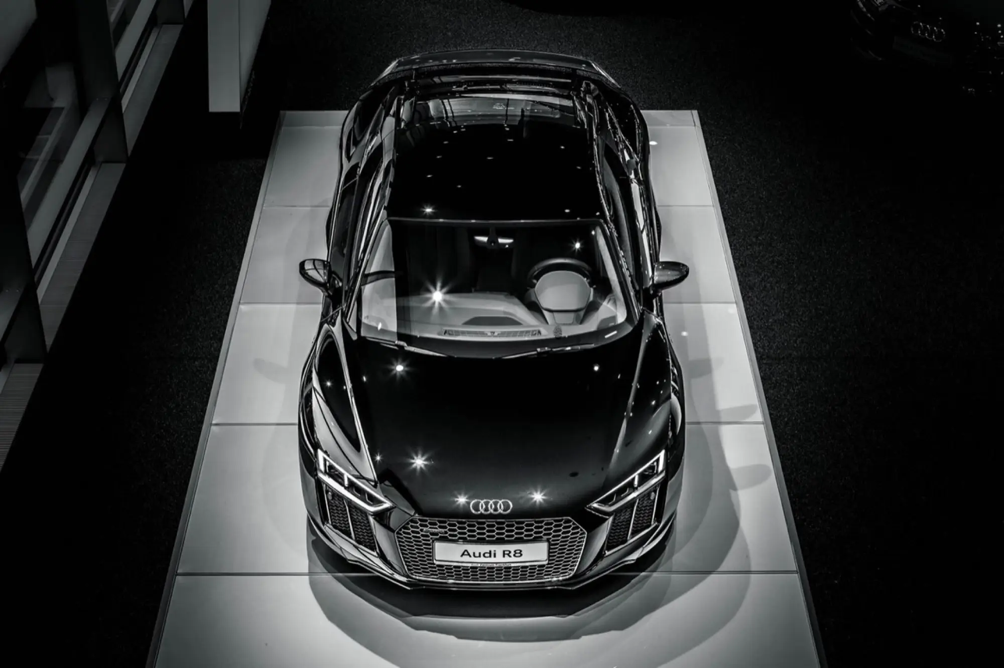 Audi R8 V10 Plus Mythos Black - 17