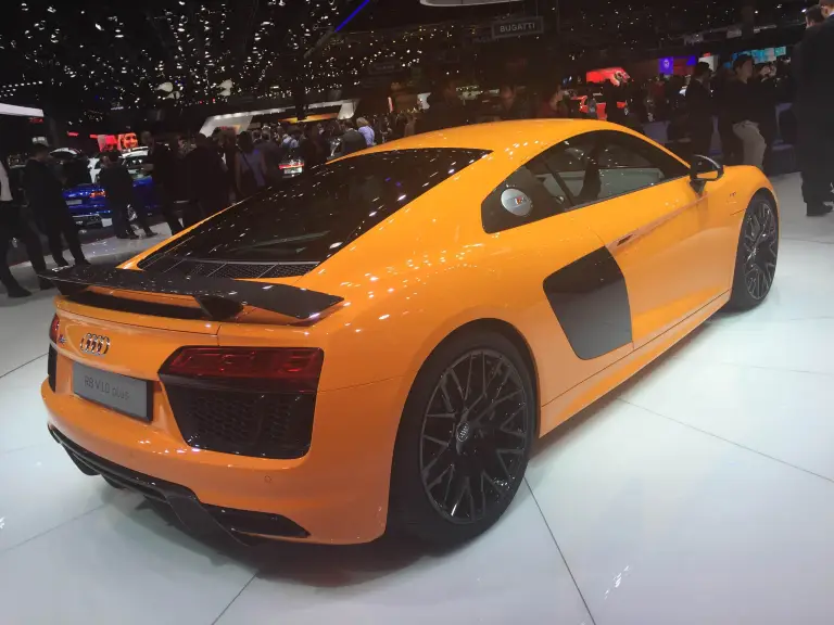 Audi R8 V10 Plus - Salone di Ginevra 2015 - 2