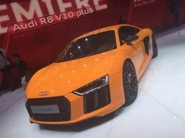 Audi R8 V10 Plus - Salone di Ginevra 2015 - 4