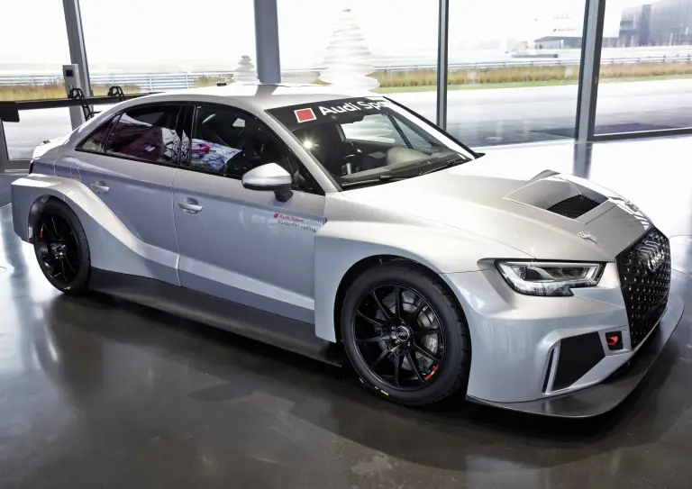 Audi RS 3 LMS: prime consegne ai team clienti - 6