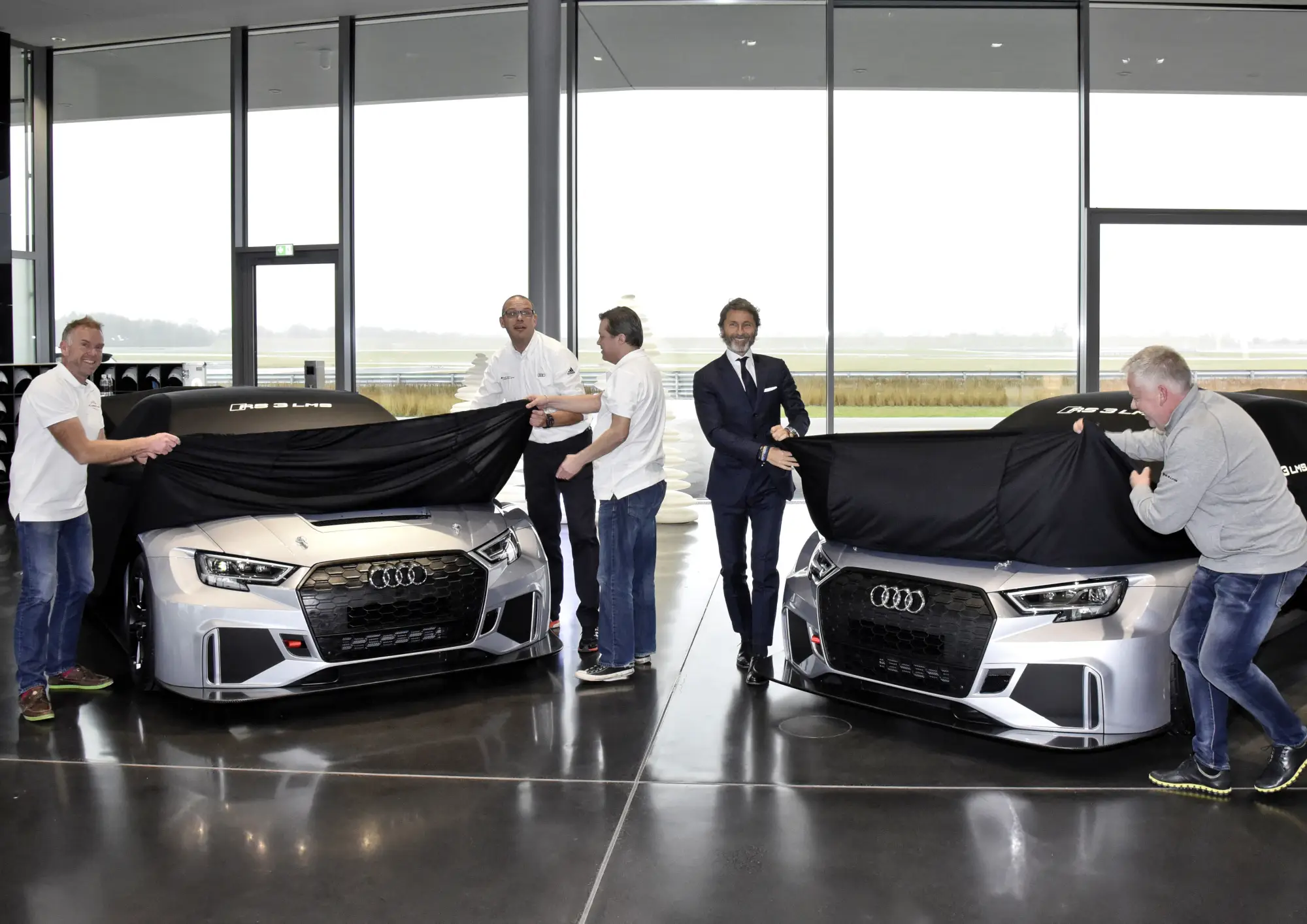 Audi RS 3 LMS: prime consegne ai team clienti - 9