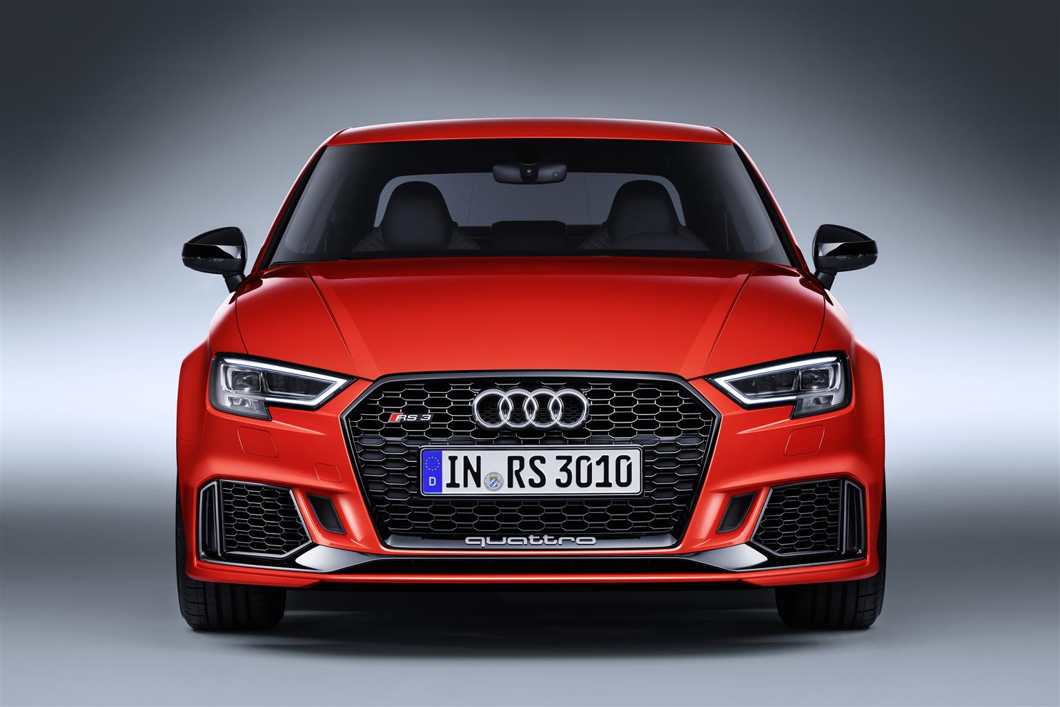 Audi RS 3 Sedan foto stampa Salone di Parigi 2016