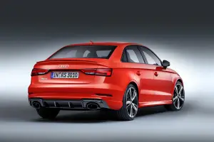 Audi RS 3 Sedan foto stampa Salone di Parigi 2016