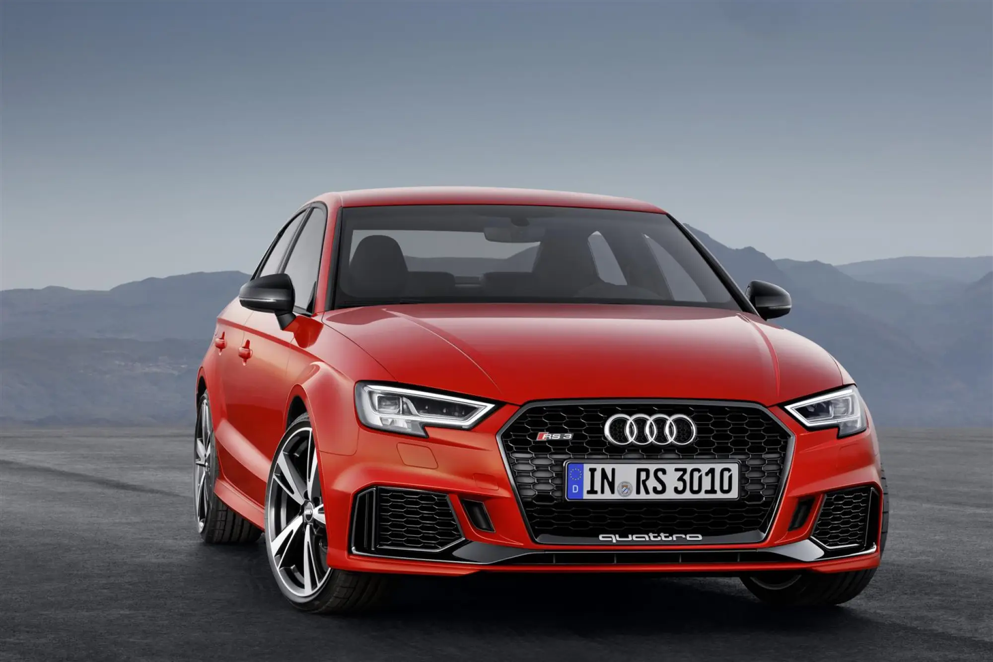 Audi RS 3 Sedan foto stampa Salone di Parigi 2016 - 9